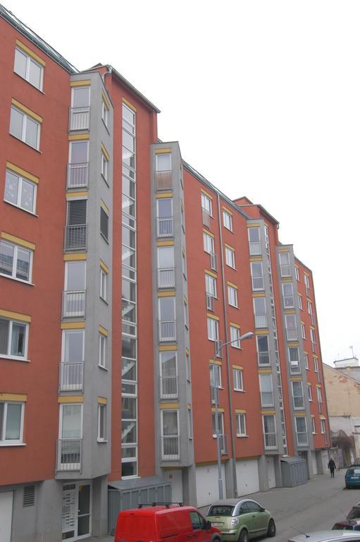 Eel Accommodation Brno Exterior foto