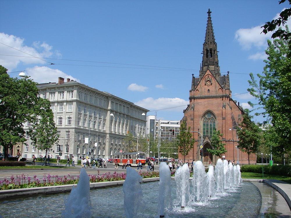 Eel Accommodation Brno Exterior foto